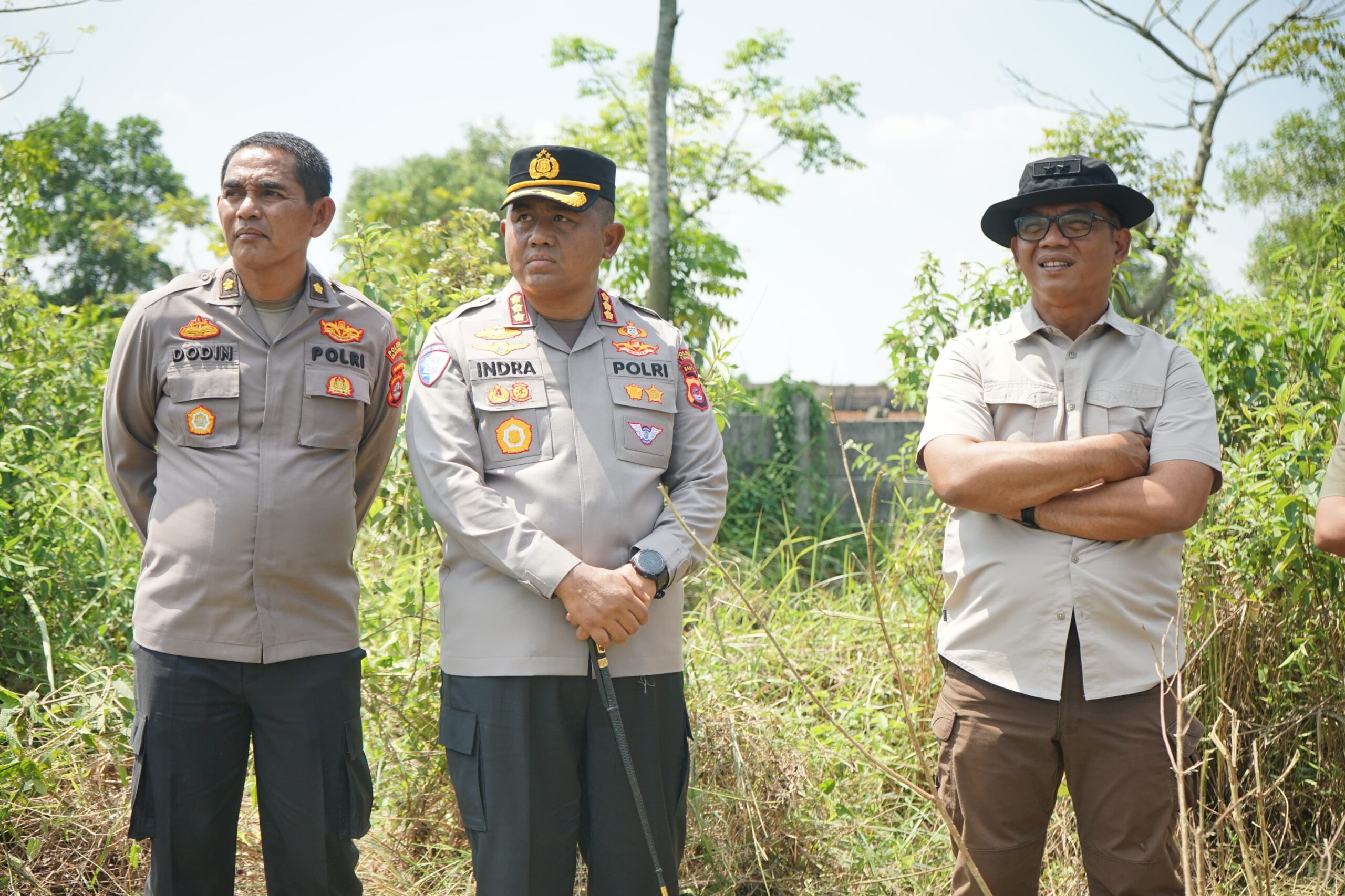 Kapolresta Tangerang Dampingi Aslog Kapolri Simulasi Alat Land Clearing ...